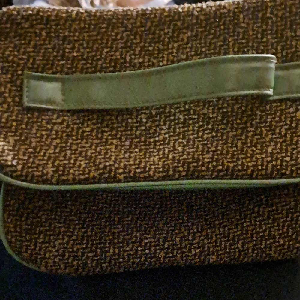 Estee Lauder Chic Tweed Cosmetics bag with Green Trim